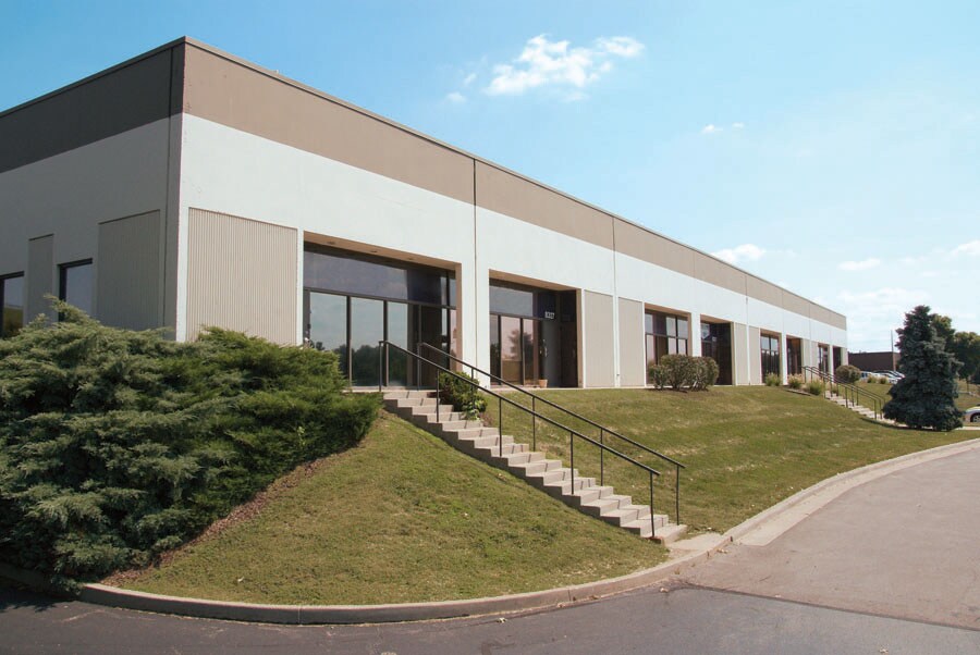 8325-8339 Nieman Rd, Lenexa, KS à louer Photo principale- Image 1 de 15