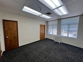 153-191 High St SE, Salem, OR à louer Photo intérieure- Image 2 de 4