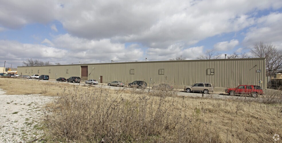 3535 Alice St, Fort Worth, TX for sale - Building Photo - Image 2 of 6