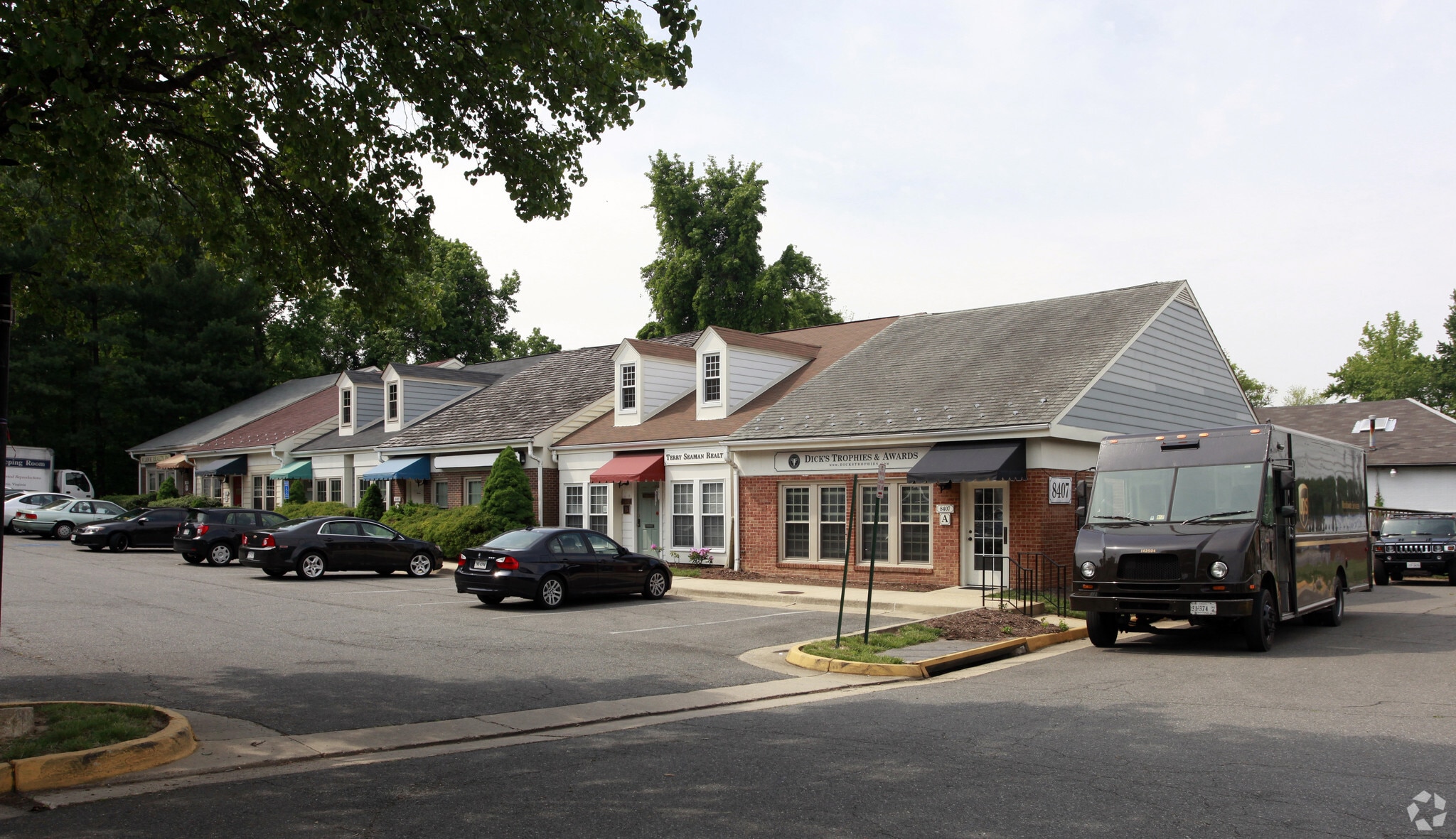 8407 Richmond Hwy, Alexandria, VA for lease Primary Photo- Image 1 of 4
