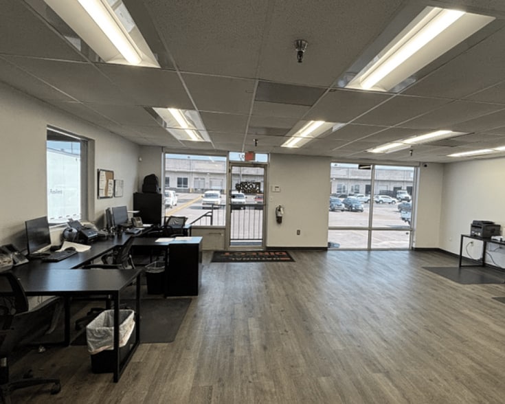 4701-4775 Distribution Dr, Tampa, FL for lease - Interior Photo - Image 2 of 8