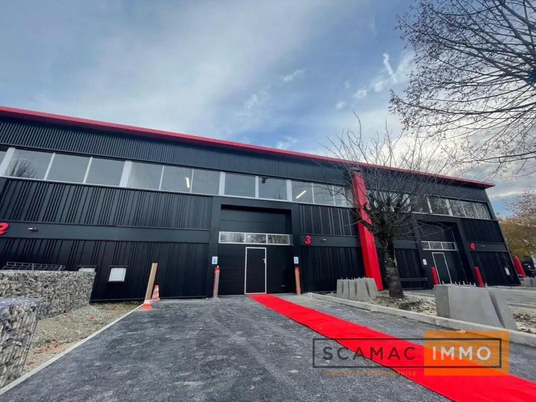 Industrial in Bonneuil-sur-Marne for lease Building Photo- Image 1 of 8