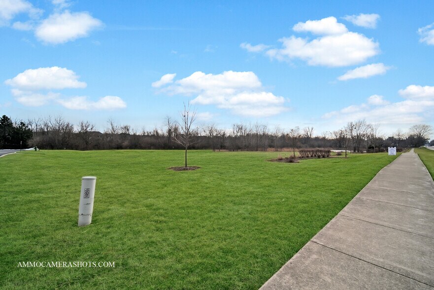 1078 E Wilson St, Batavia, IL à vendre - Autre - Image 2 de 15