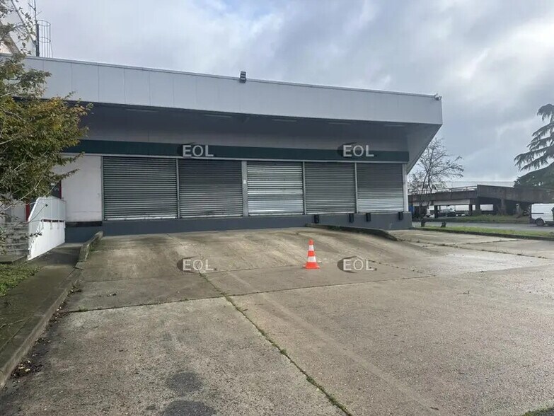 Industrial in Aulnay-sous-Bois for lease - Building Photo - Image 1 of 11