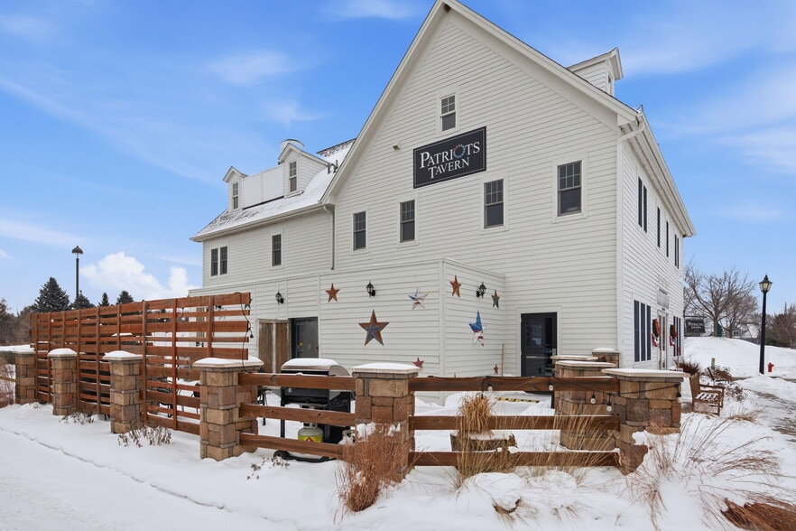 145 New England Pl, Stillwater, MN for sale - Primary Photo - Image 1 of 17