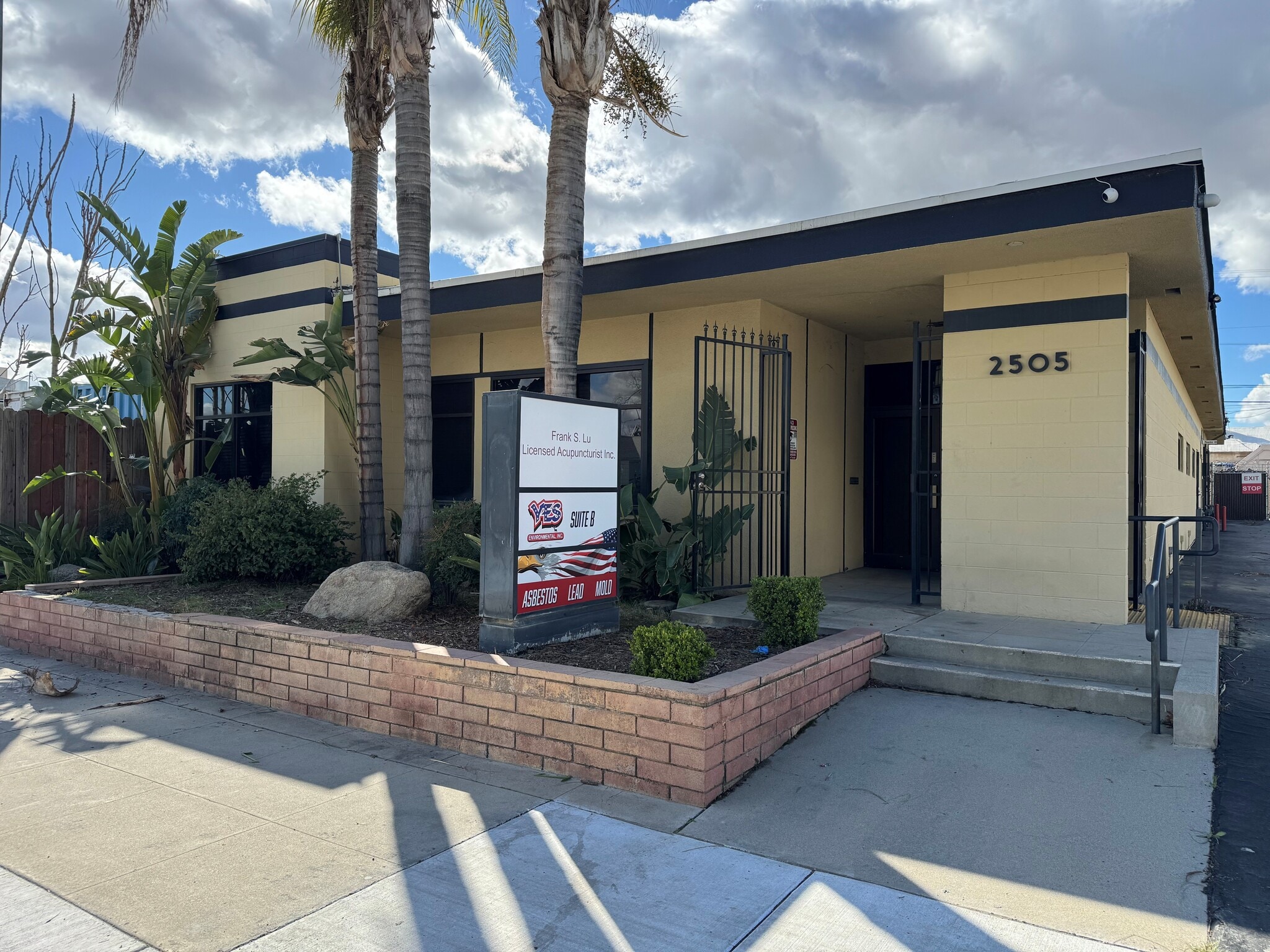 2505 M St, Bakersfield, CA for lease Primary Photo- Image 1 of 11