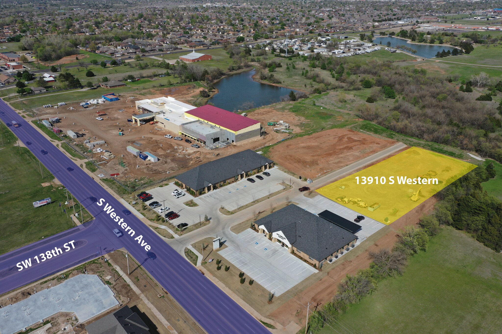13910 Western Ave, Oklahoma City, OK à louer Aérien- Image 1 de 6