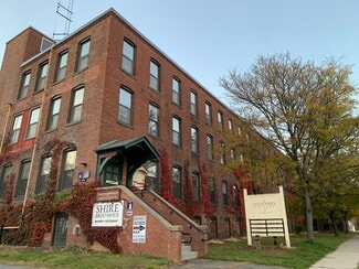 Plus de détails pour 63 Flansburg Ave, Dalton, MA - Flex à vendre