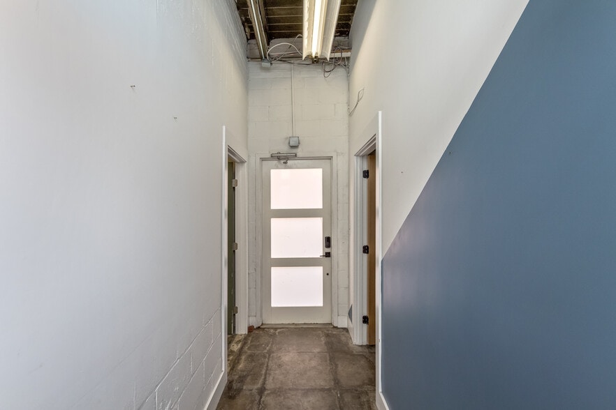 46 Aston St, Asheville, NC for lease - Building Photo - Image 2 of 44