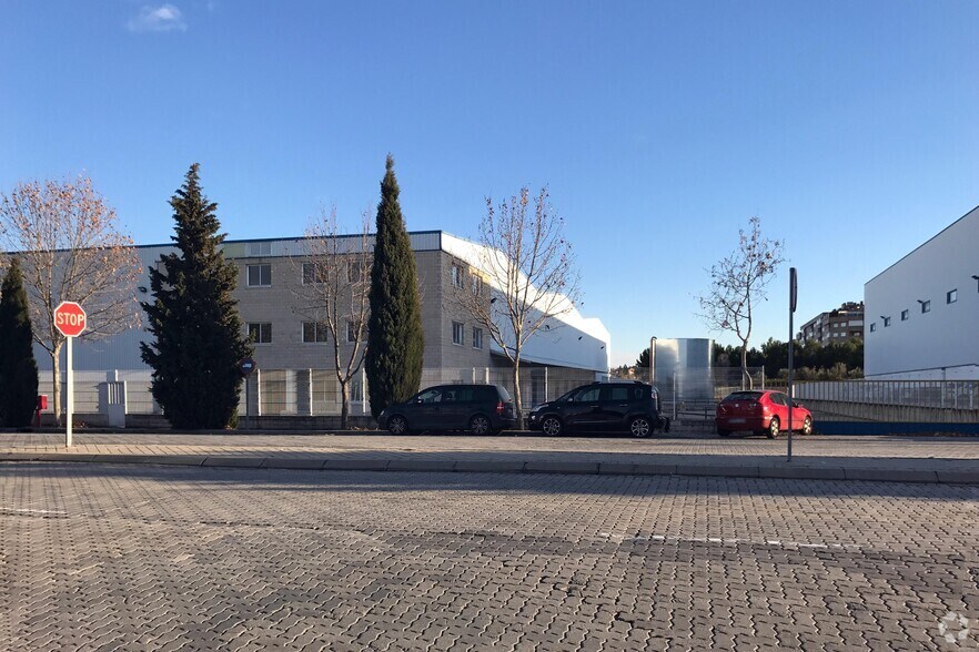 Avenida de Europa, 6, Coslada, Madrid à louer - Photo du bâtiment - Image 3 de 6