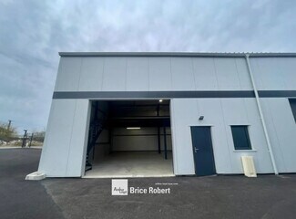 More details for 26 Rue Du 8 Mai 1945, Chavanoz - Flex for Lease