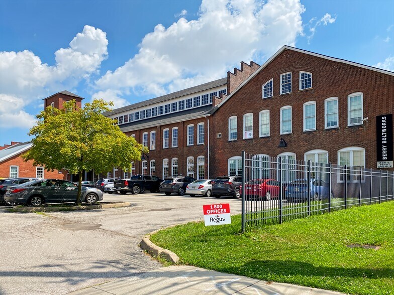 350 E 1st Ave, Columbus, OH à louer - Photo du bâtiment - Image 2 de 14