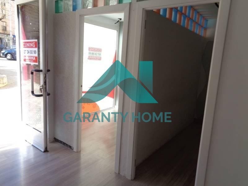 Retail in Cáceres, Cáceres for lease Interior Photo- Image 1 of 11