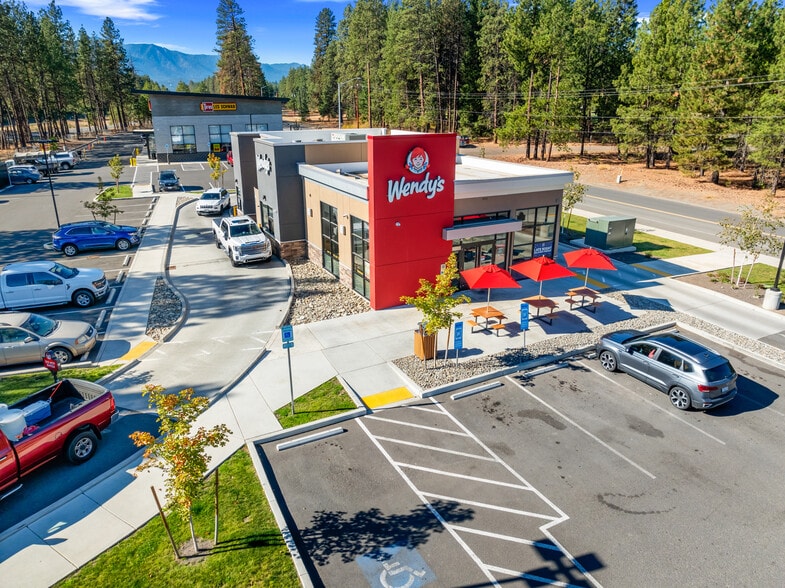 905 Douglas Munroe Blvd, Cle Elum, WA for sale - Building Photo - Image 1 of 7