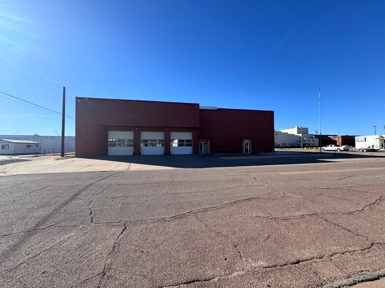 200 Commerce St, Altus, OK à louer - Photo du bâtiment - Image 3 de 5