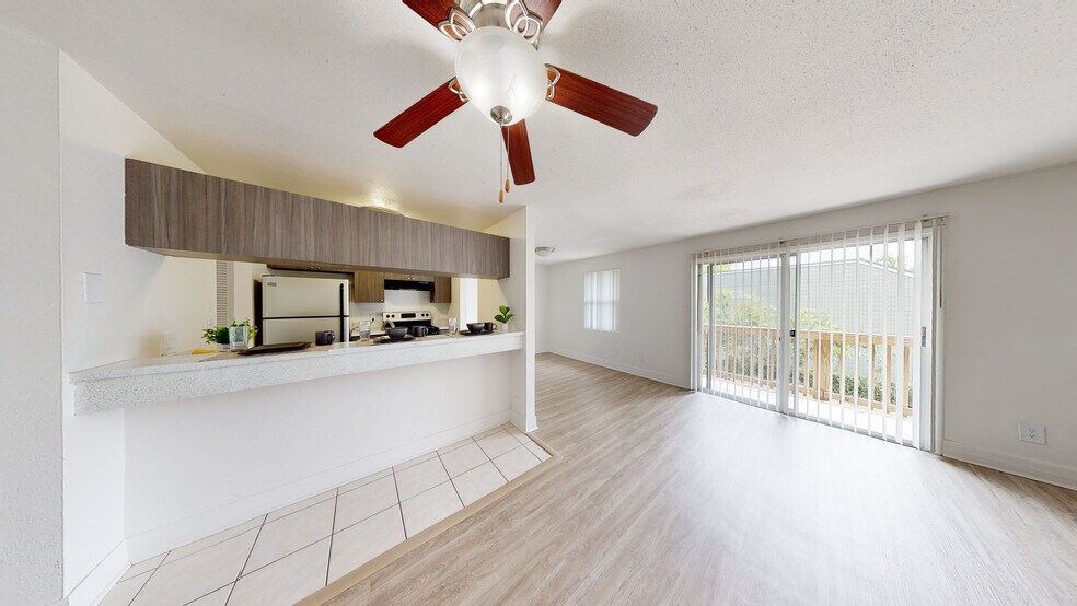 3301 SW 13th St, Gainesville, FL à vendre - Numérisation 3D de Matterport - Image 2 de 33