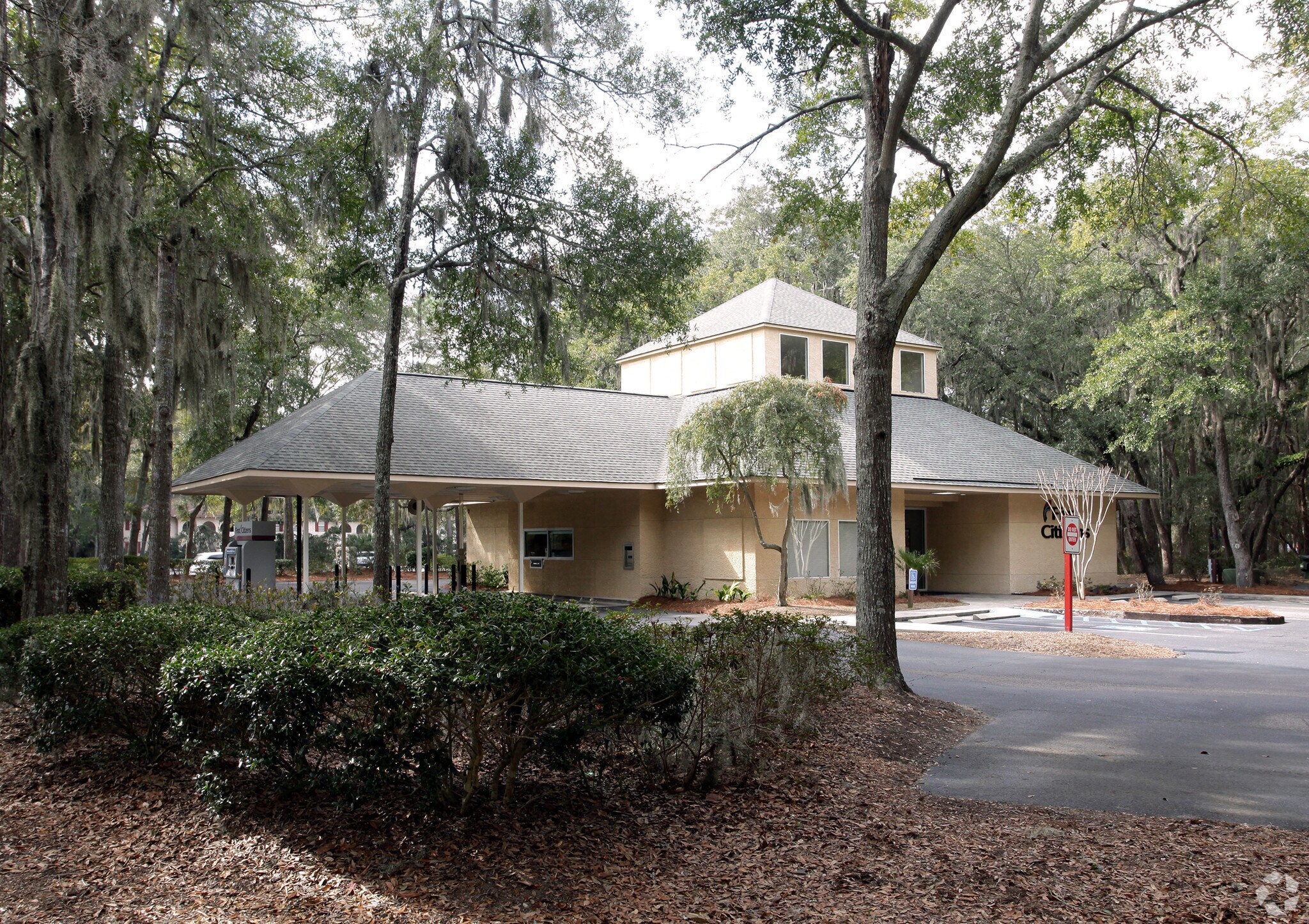 2 Northridge Dr, Hilton Head Island, SC à vendre Photo principale- Image 1 de 32