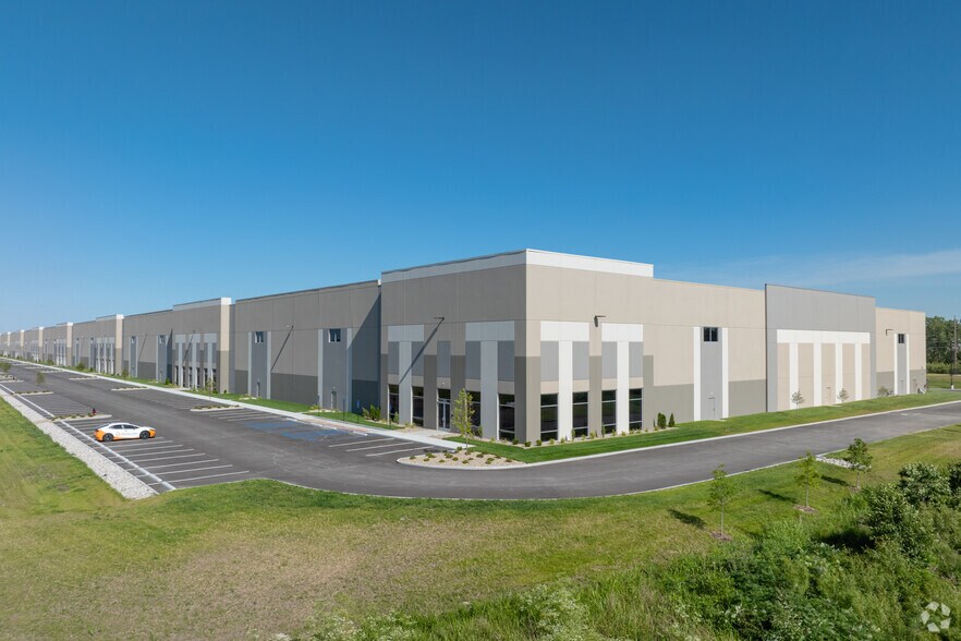 12501 Spencer Rd, Saint Peters, MO à louer - Photo du bâtiment - Image 1 de 8