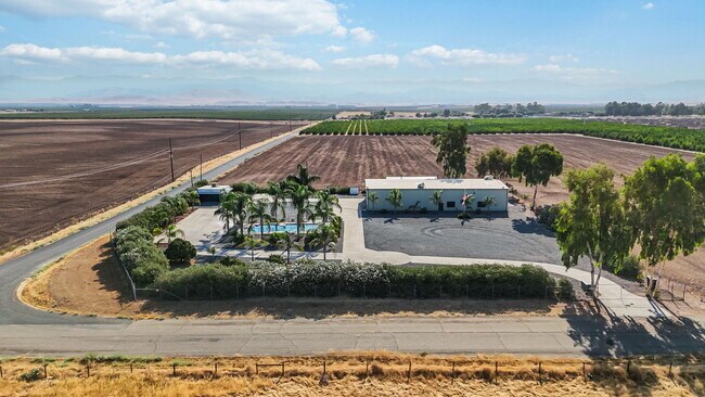 More details for 23259 Avenue 64 Ave, Ducor, CA - Industrial for Sale