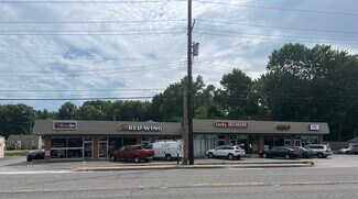 Plus de détails pour 10814-10824 St Charles Rock Rd, Saint Ann, MO - Commerce de détail à louer