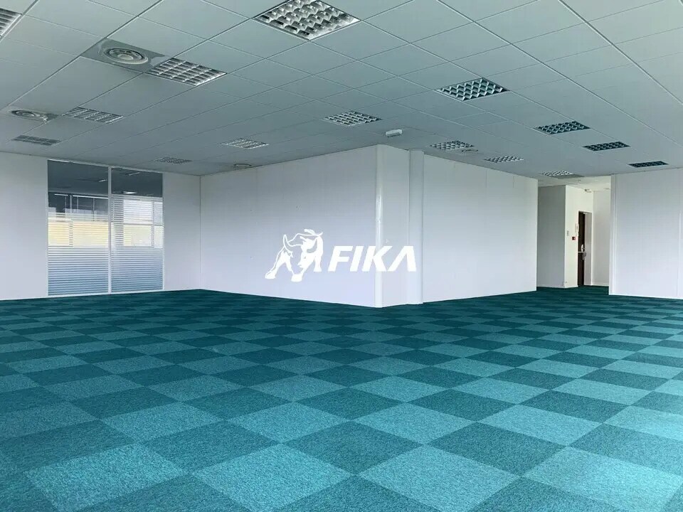 Office in Toulouse for lease Building Photo- Image 1 of 10