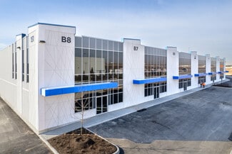 Plus de détails pour 151 Steinway Blvd, Toronto, ON - Industriel à louer