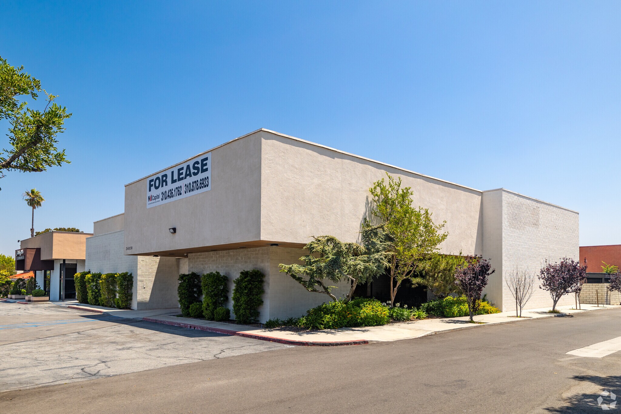 24030 Hawthorne Blvd, Torrance, CA for lease Primary Photo- Image 1 of 6