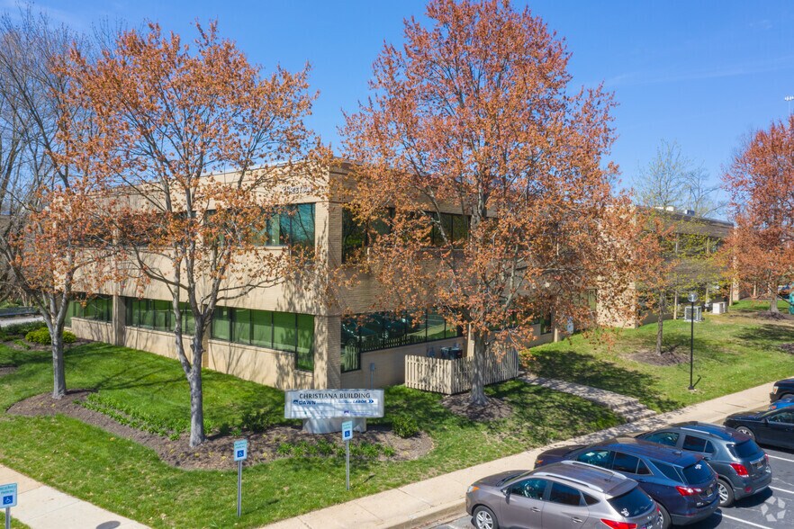 252 Chapman Rd, Newark, DE à louer - Photo du bâtiment - Image 1 de 24