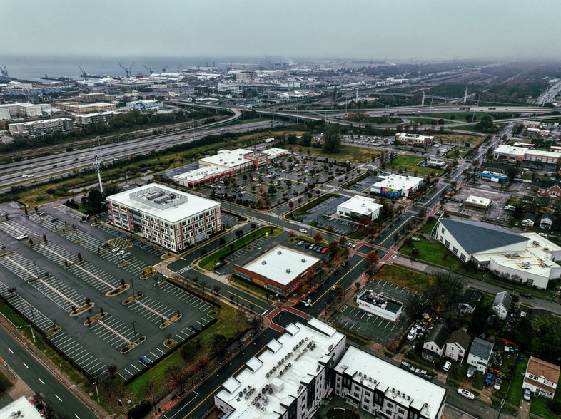 2901 Jefferson Ave, Newport News, VA for sale - Building Photo - Image 2 of 5