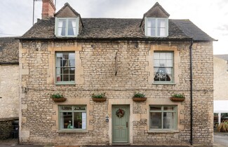 Plus de détails pour 12 Lewis Ln, Cirencester - Services hôteliers à vendre