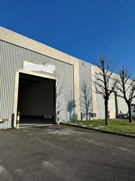 Flex dans Bonneuil Sur Marne à louer - Photo du bâtiment - Image 2 de 7