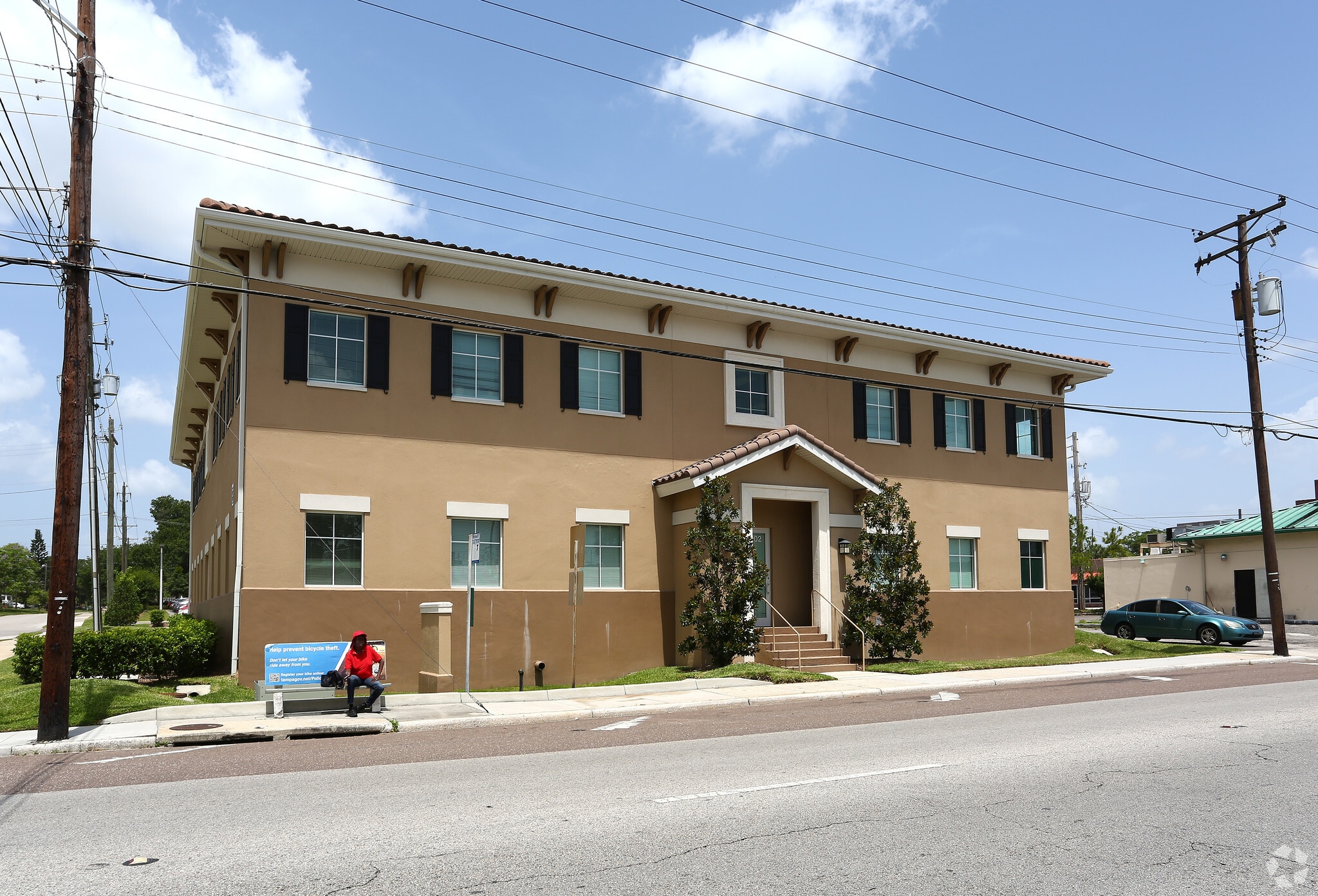 2902 N Armenia Ave, Tampa, FL for lease Building Photo- Image 1 of 18