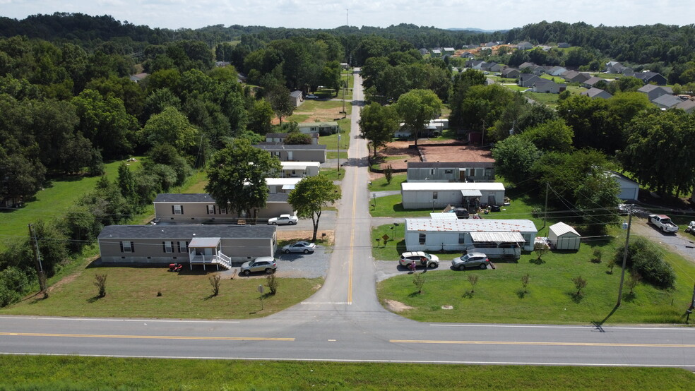 105-241 Main St, Calhoun, GA for sale - Building Photo - Image 1 of 1