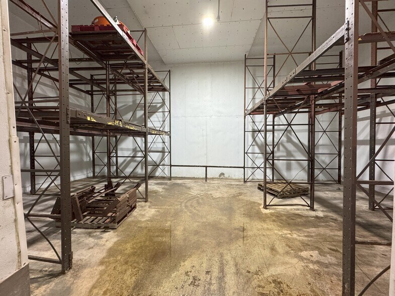 1828 E Hedges Ave, Fresno, CA à vendre - Photo intérieure - Image 3 de 5