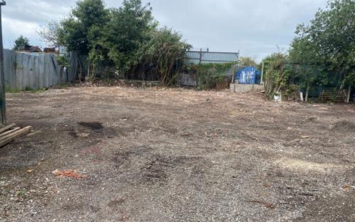 Park Lane, Halesowen à louer - Photo du bâtiment - Image 2 de 2