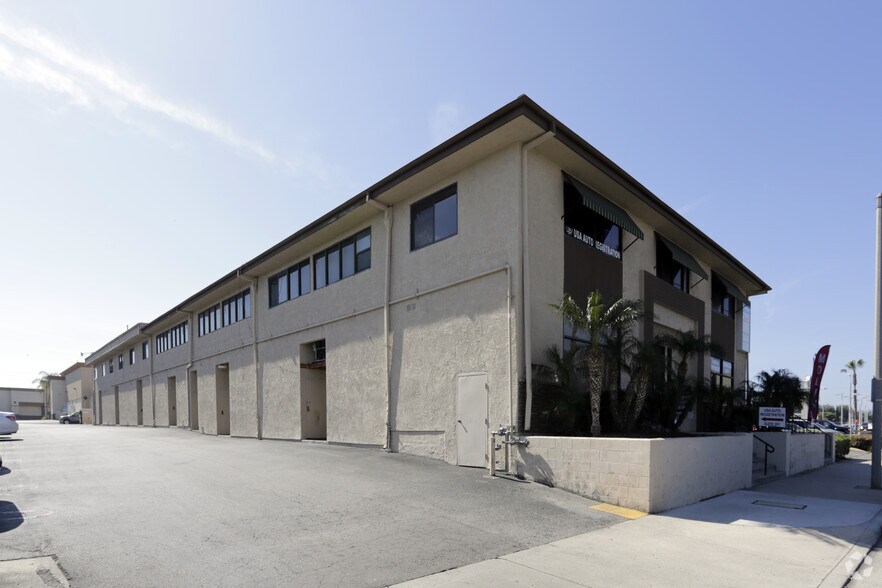 18822 Beach Blvd, Huntington Beach, CA à louer - Photo du bâtiment - Image 2 de 4
