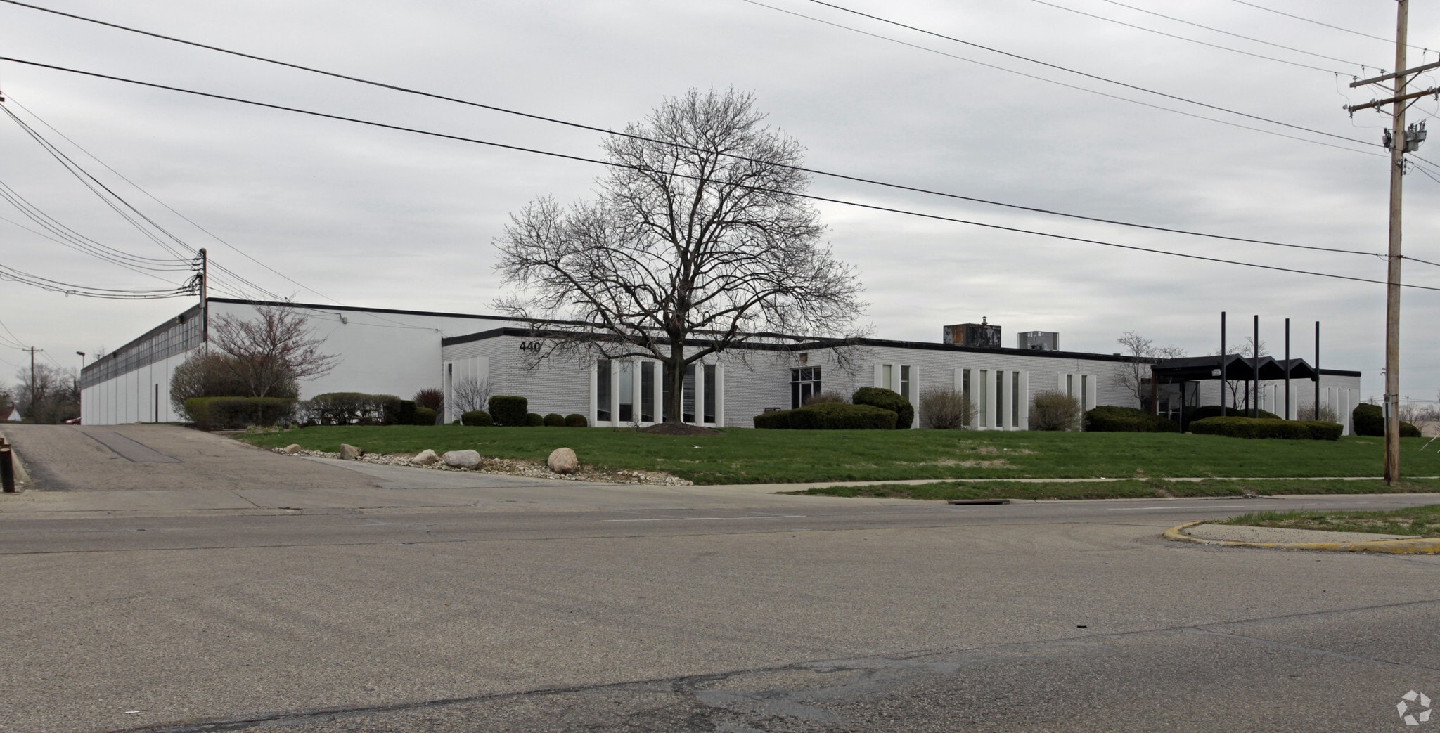 440 Northland Blvd, Forest Park, OH for lease Primary Photo- Image 1 of 4