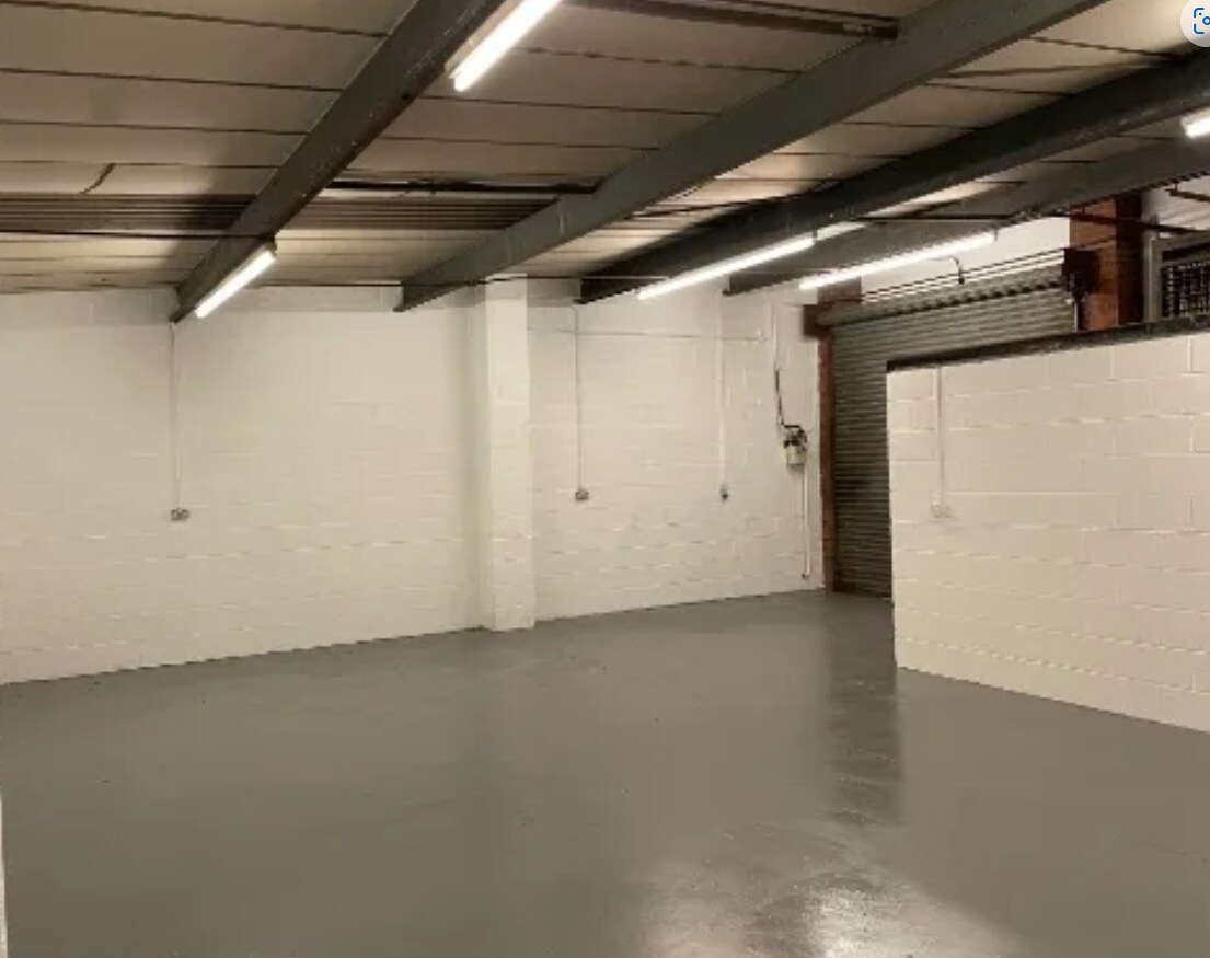 Waterloo Rd, Alcester for lease Interior Photo- Image 1 of 2