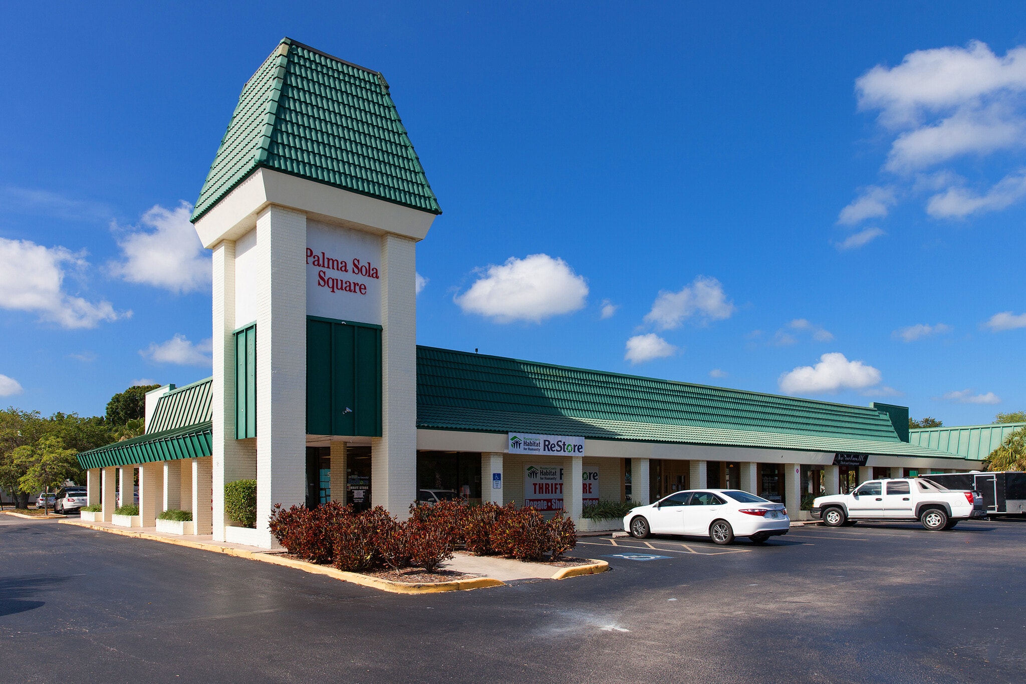 5505-5805 Manatee Ave, Bradenton, FL for lease Interior Photo- Image 1 of 7
