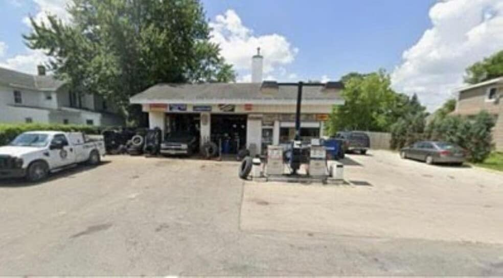 130 Melmore St, Tiffin, OH à vendre - Photo du bâtiment - Image 2 de 26