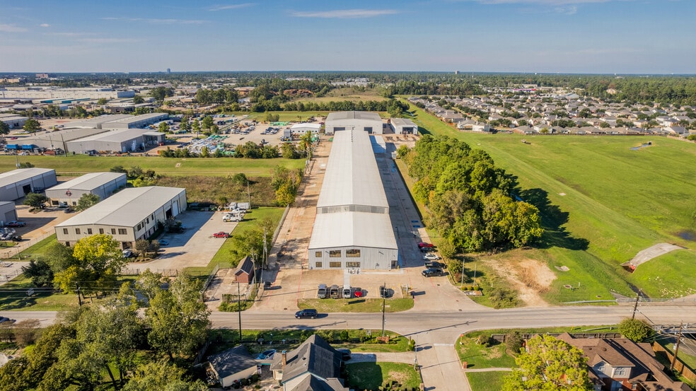 6510 Bourgeois Rd, Houston, TX à louer - Photo du bâtiment - Image 2 de 15