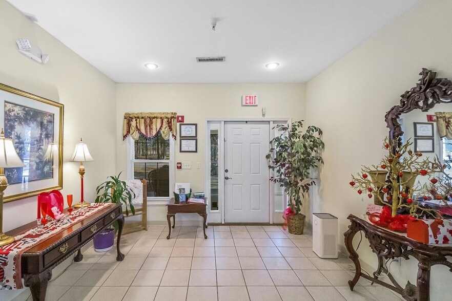 100 W Lake Professional Park, Geneva, AL à vendre - Hall d’entrée - Image 2 de 39