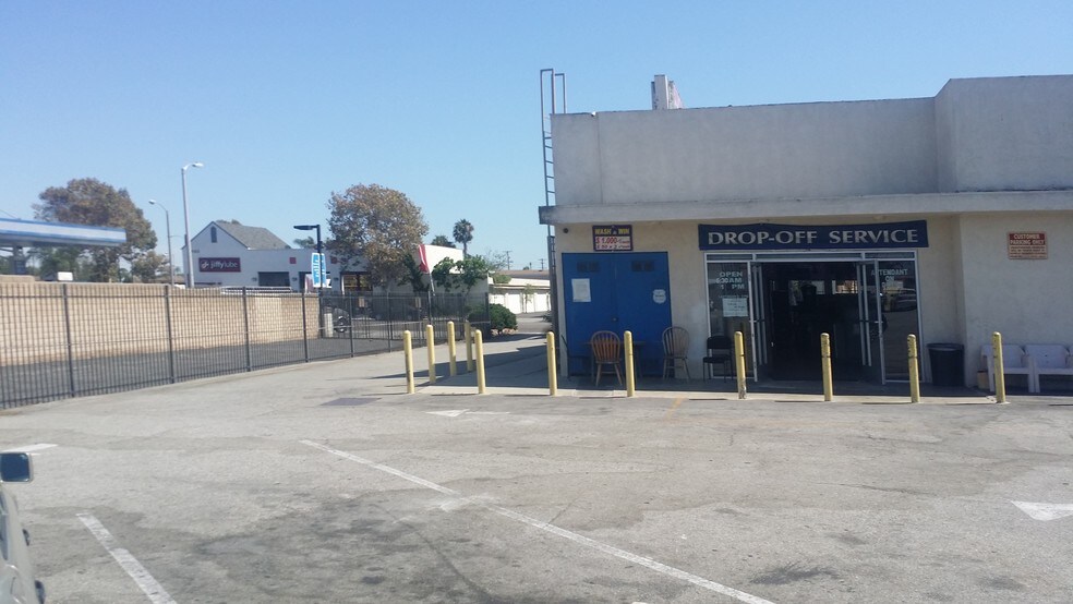 10145 Alondra Blvd, Bellflower, CA à vendre - Photo du bâtiment - Image 2 de 5