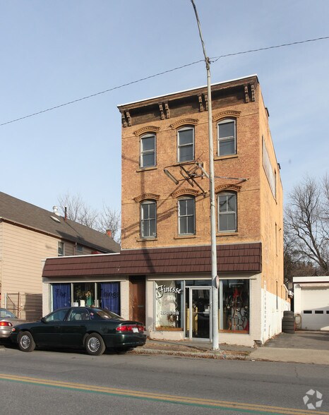 338 Broadway, Kingston, NY for sale - Building Photo - Image 2 of 2