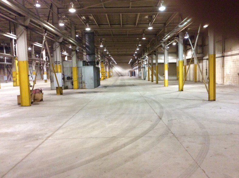 903 S 60th Ave, Wausau, WI à louer - Photo intérieure - Image 3 de 9