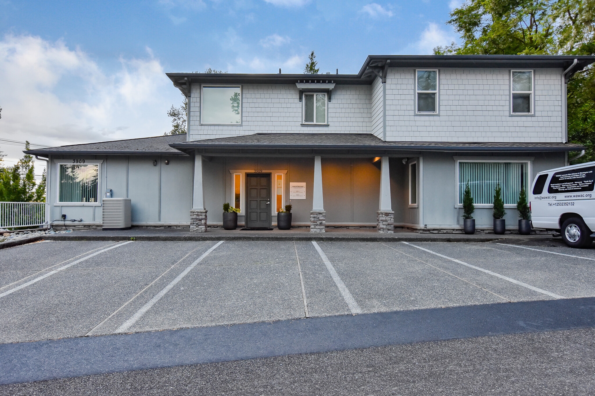 3909 164th St SW, Lynnwood, WA for lease Primary Photo- Image 1 of 4