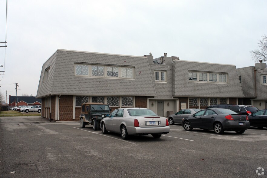 22725 Greater Mack Ave, Saint Clair Shores, MI for sale - Building Photo - Image 1 of 5