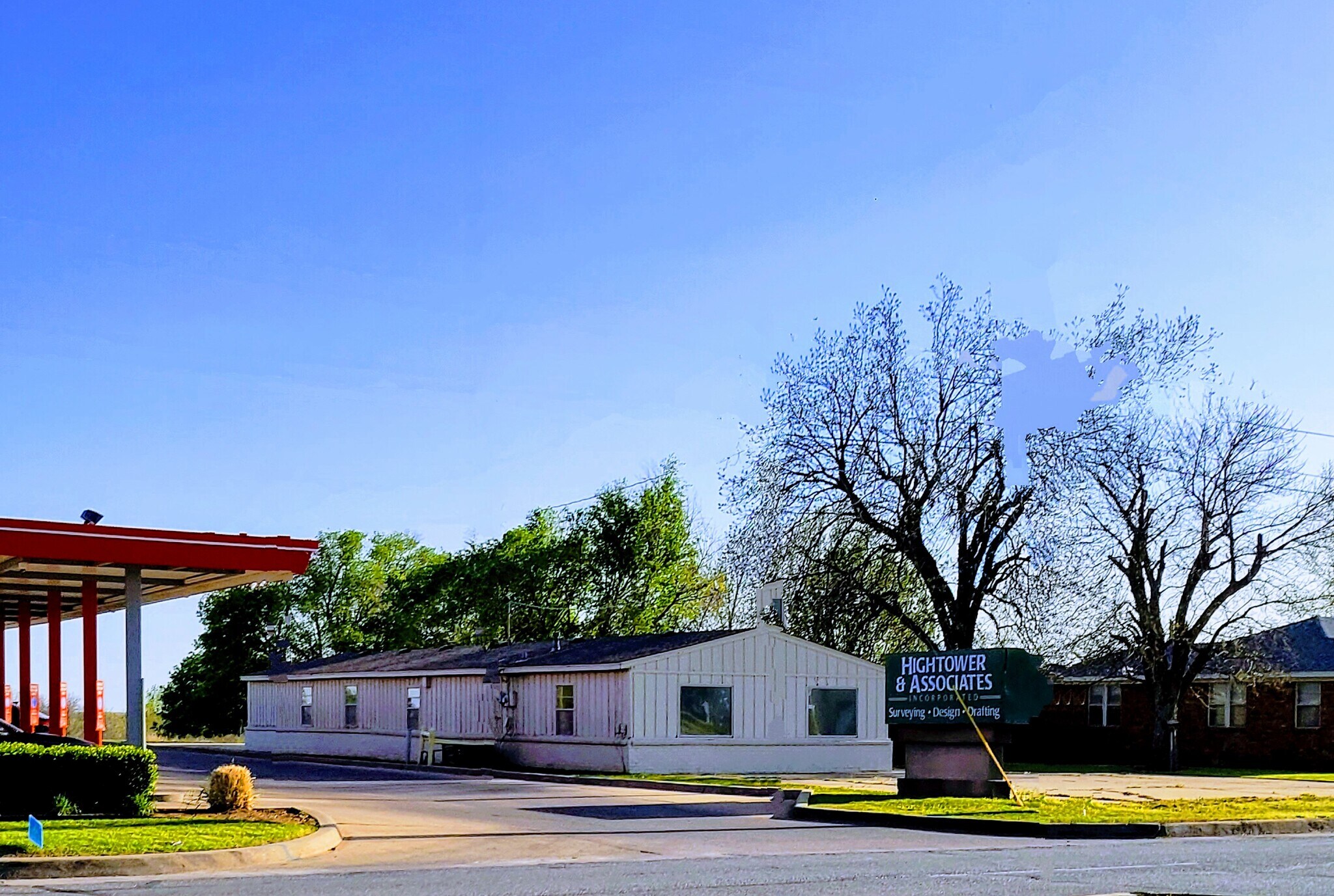 2614 SW Lee Blvd, Lawton, OK à vendre Photo principale- Image 1 de 13