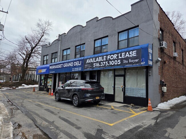 Plus de détails pour 69-73 E Shore Rd, Manhasset, NY - Commerce de détail à louer