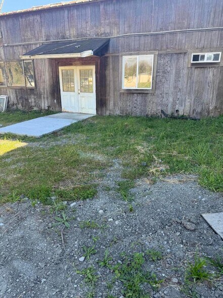 1397 Eeloa Ave, Rio Dell, CA à vendre - Photo principale - Image 1 de 6